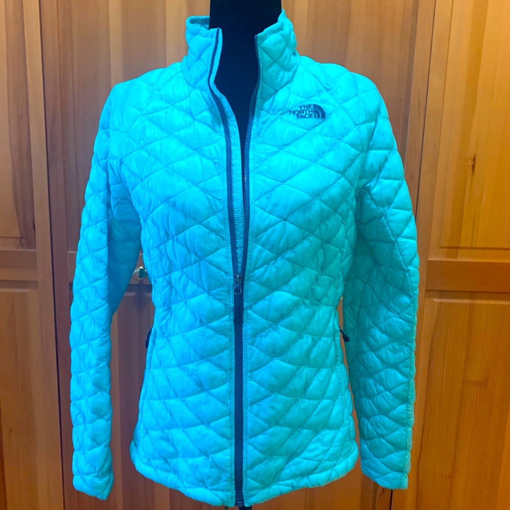 North face light jacket